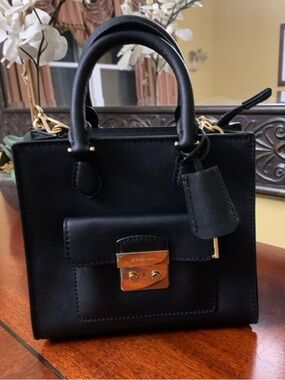 Michael Kors Bridgette Saffiano Tote Mini Size